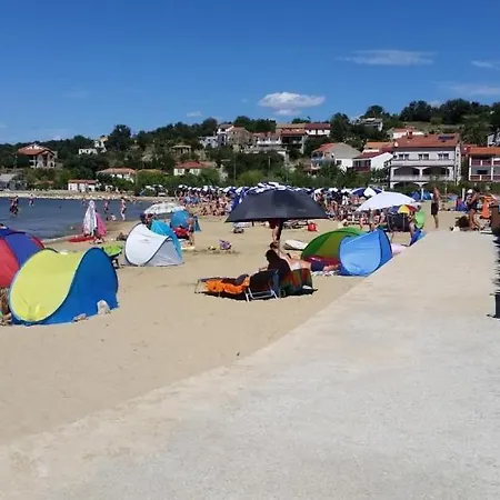 Apartmán 696-7 For 4+2 Pers. In *